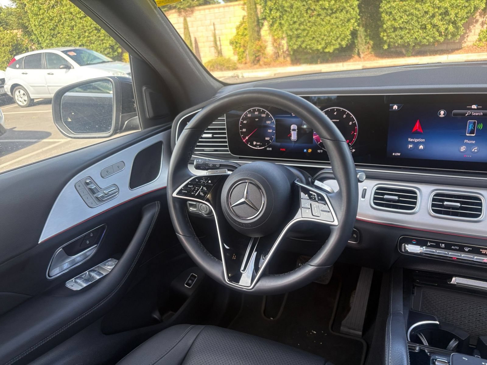 Used 2026 Mercedes-Benz GLE 350 4MATIC image 36