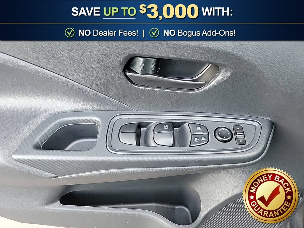 Used 2025 Nissan Versa S w/ Trunk Package FWD image 17
