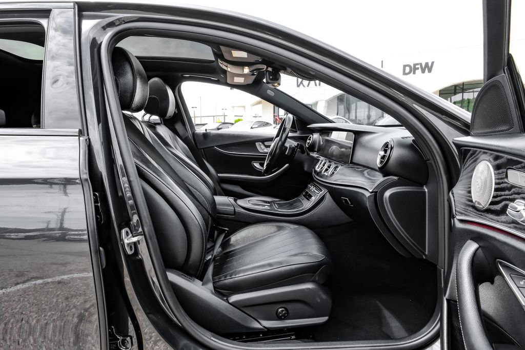 Used 2021 Mercedes-Benz E 350 4MATIC Sedan w/ Premium Package image 39