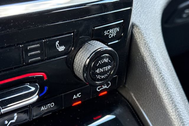 Used 2024 Jeep Grand Cherokee L Altitude AWD/4WD image 33