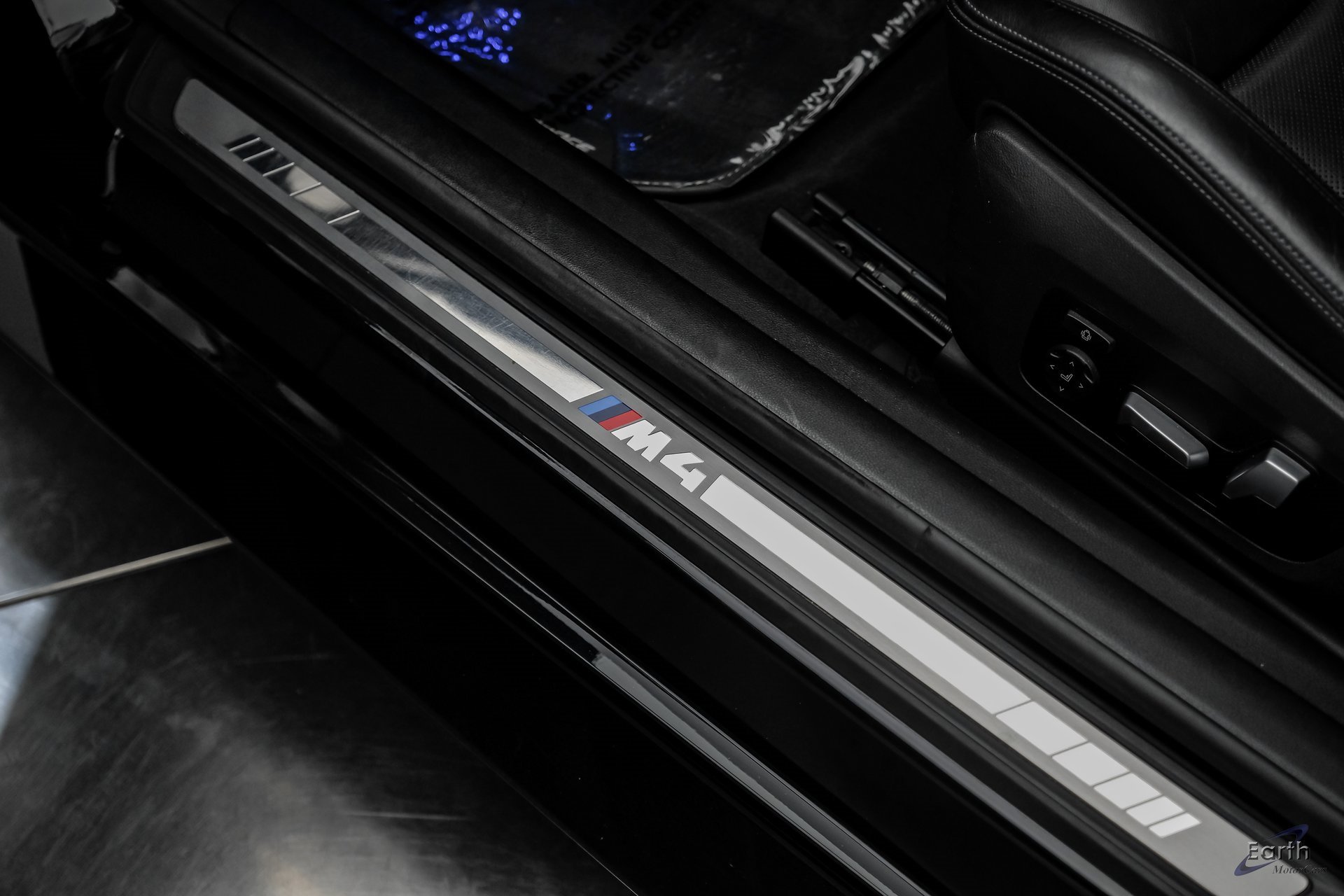 Used 2021 BMW M4 Coupe w/ Executive Package image 38