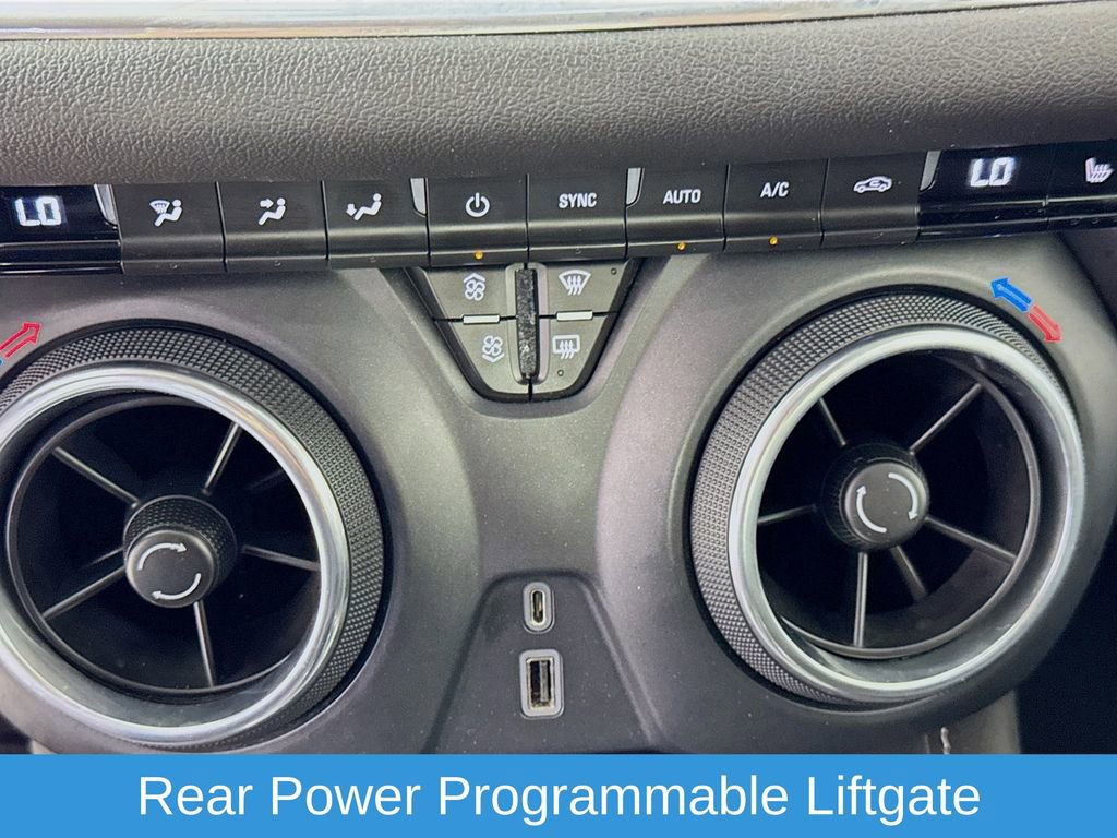 Used 2023 Chevrolet Blazer LT FWD image 18