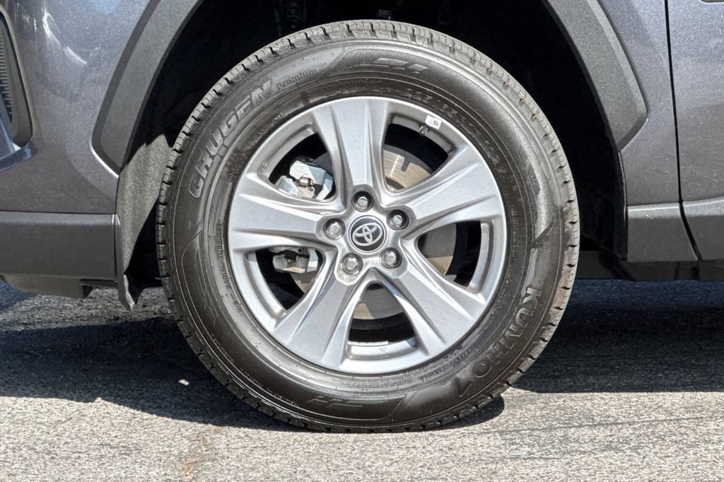 Certified 2024 Toyota RAV4 LE AWD/4WD image 24