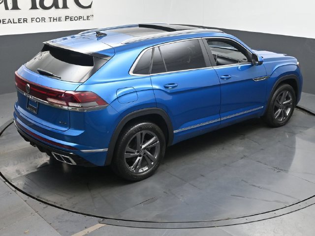 Used 2024 Volkswagen Atlas Cross Sport SEL R-Line AWD/4WD image 41
