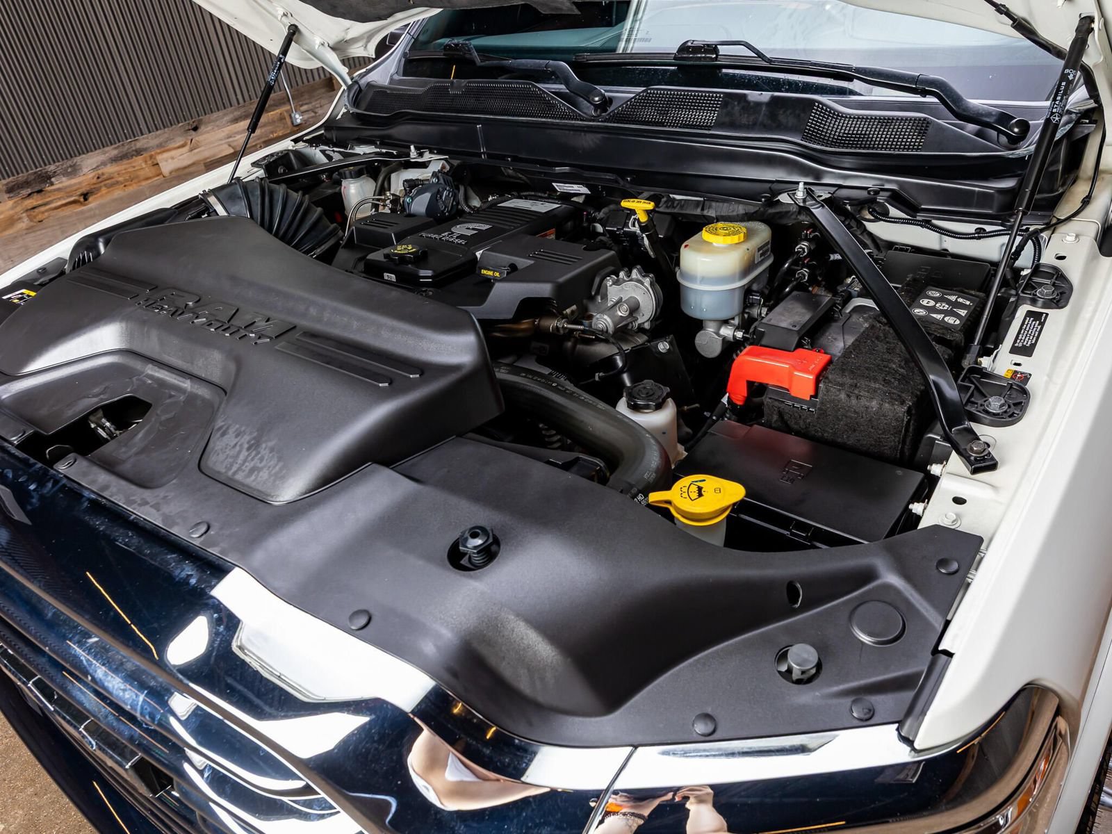 Used 2024 RAM 3500 Limited AWD/4WD image 35
