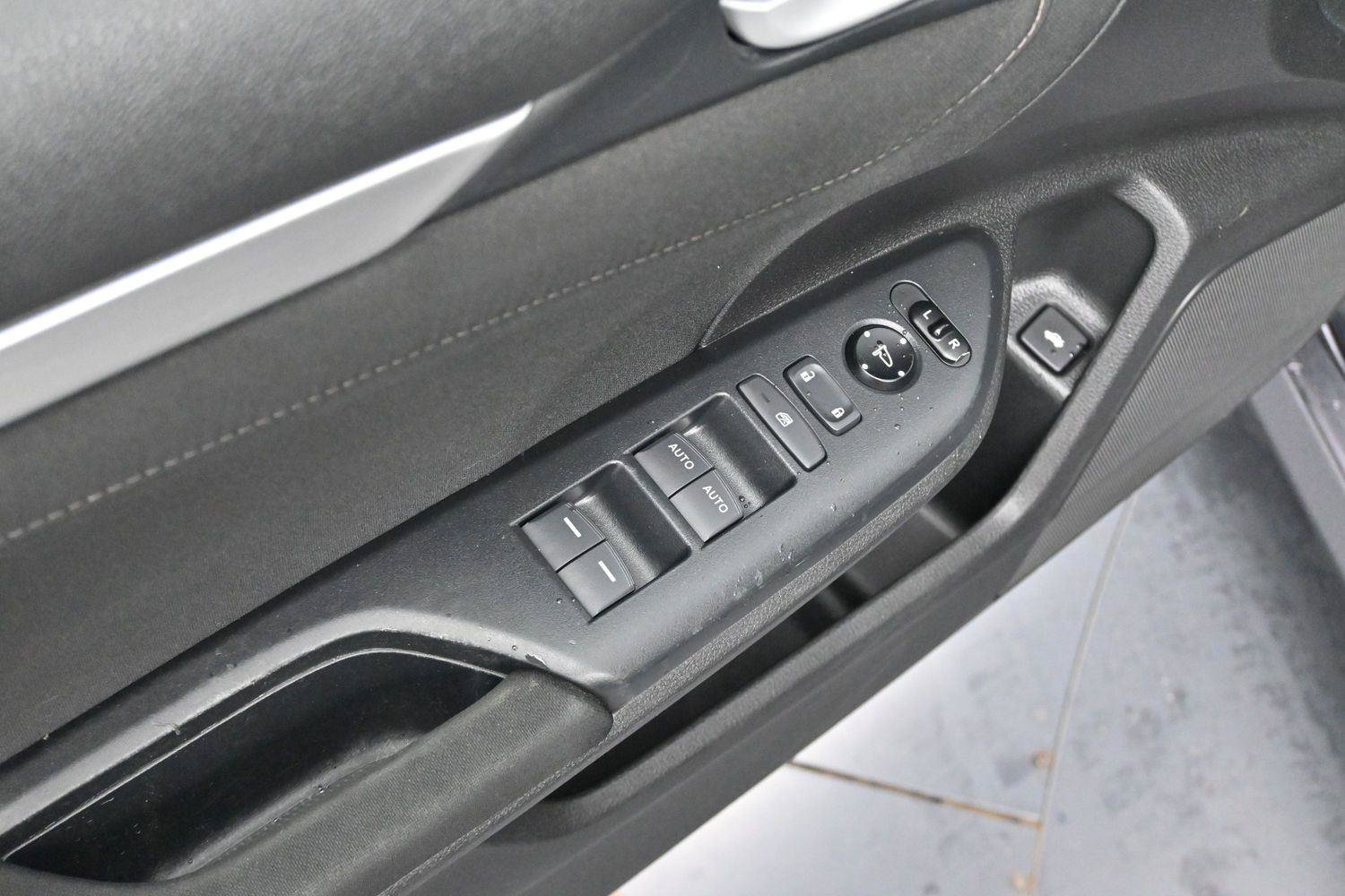 Used 2016 Honda Civic EX image 10