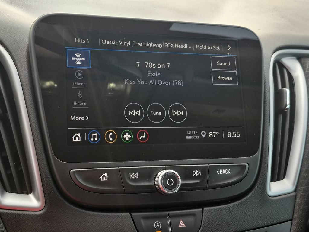 Used 2025 Chevrolet Malibu LT FWD image 16
