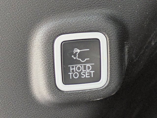 New 2026 Jeep Cherokee Limited AWD/4WD image 13