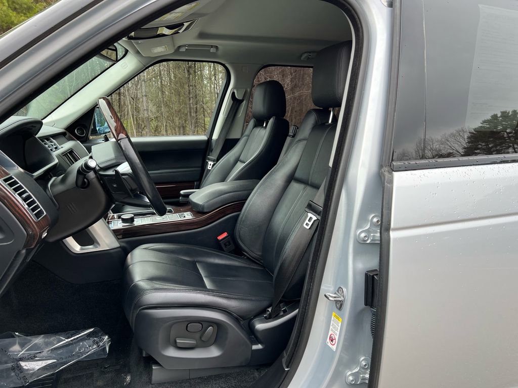 Used 2015 Land Rover Range Rover image 11