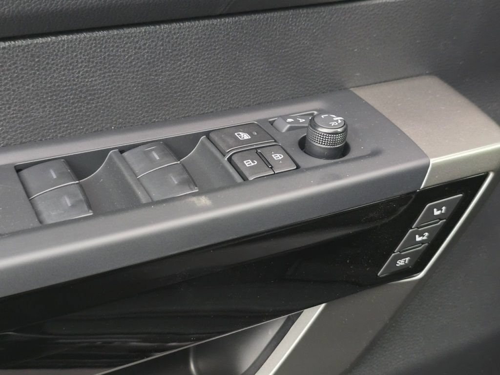 New 2026 Toyota Tundra Limited AWD/4WD image 27