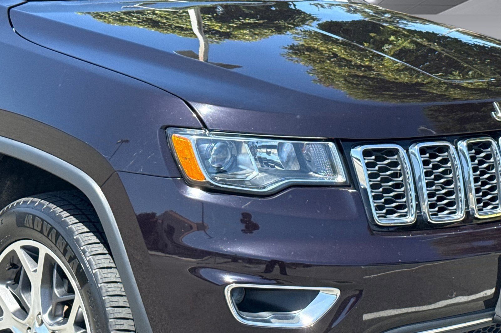 Used 2019 Jeep Grand Cherokee Limited AWD/4WD image 10
