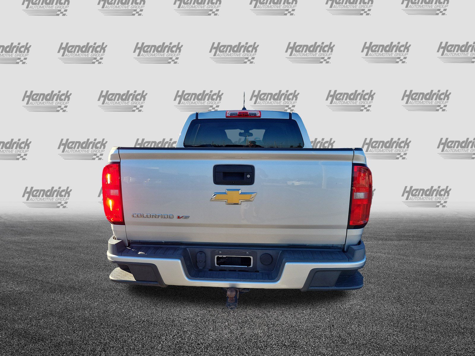 Used 2018 Chevrolet Colorado W/T w/ Custom Special Edition RWD image 9