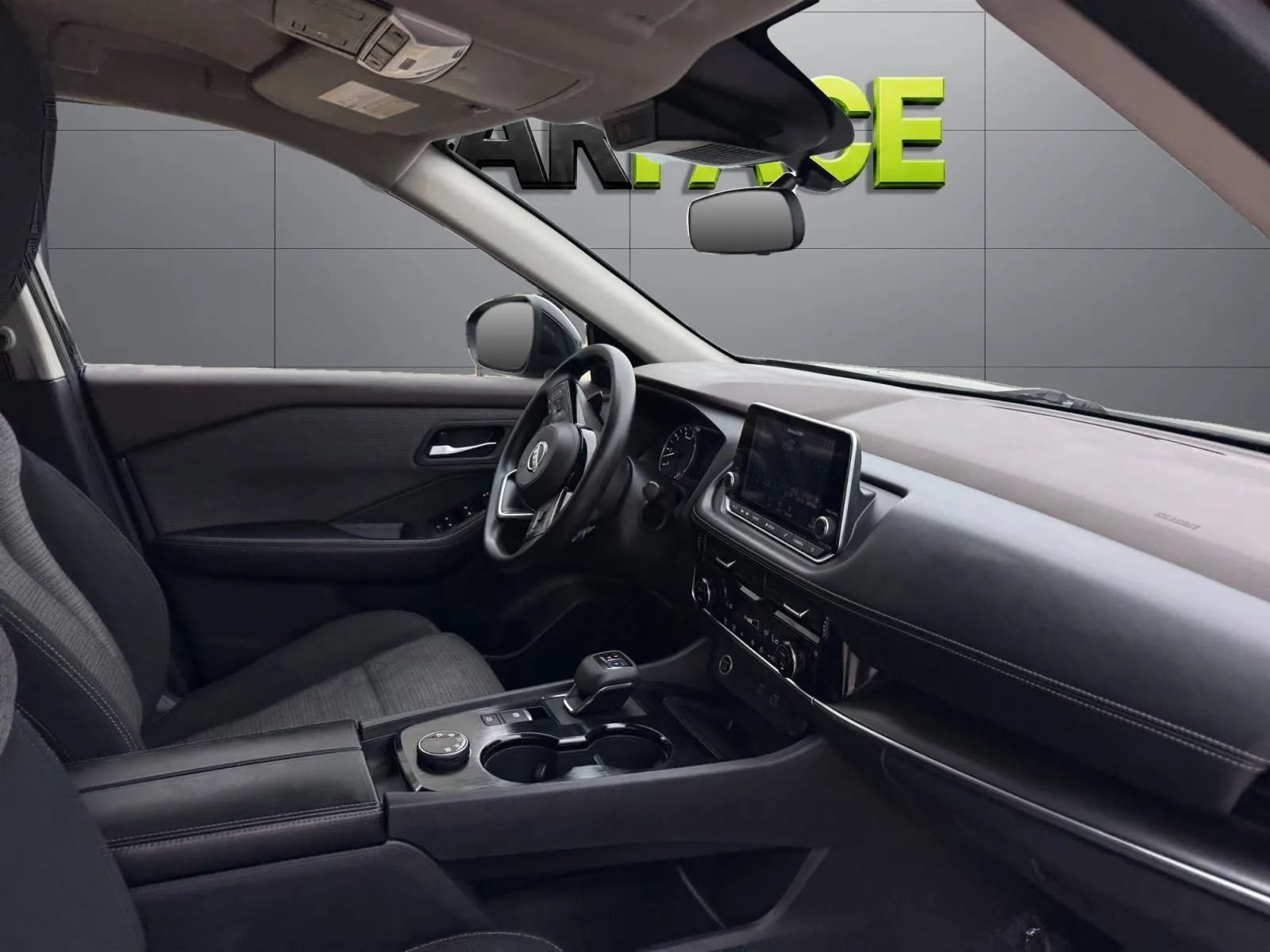 Used 2022 Nissan Rogue SV AWD/4WD image 23