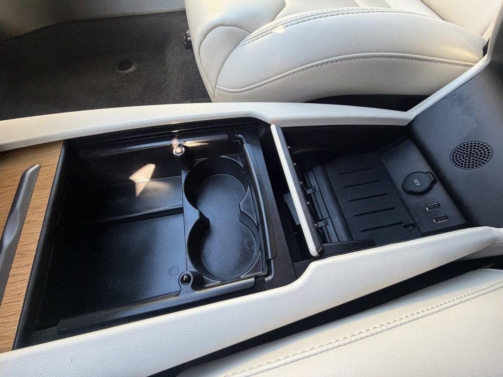Used 2020 Tesla Model S AWD image 18