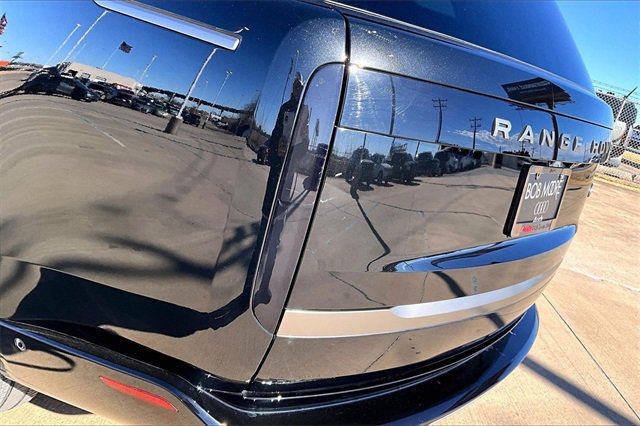 Used 2023 Land Rover Range Rover SE image 29