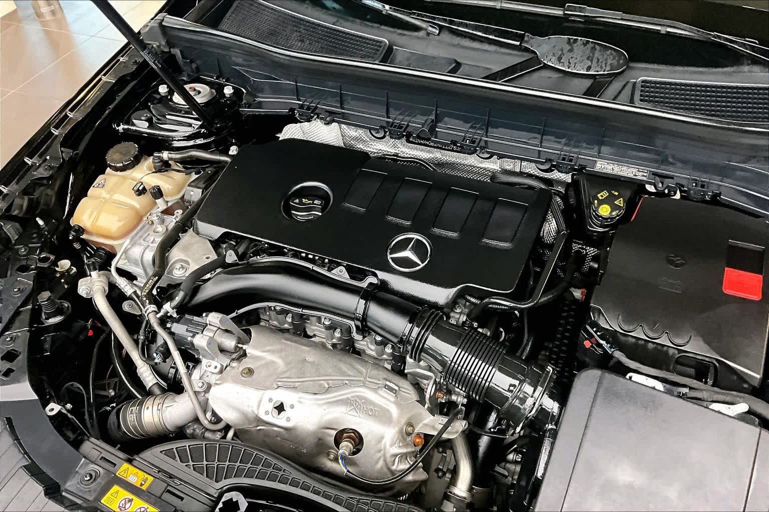 Used 2021 Mercedes-Benz GLB 250 image 29