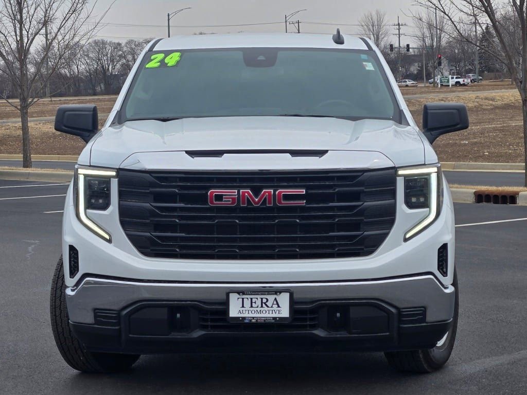 Used 2024 GMC Sierra 1500 Pro w/ Pro Value Package image 3