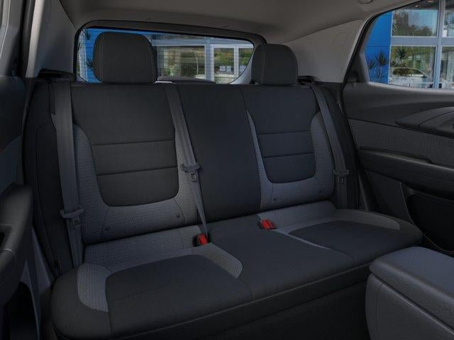 New 2026 Chevrolet TrailBlazer LT w/ LT Cold Weather Package FWD image 17