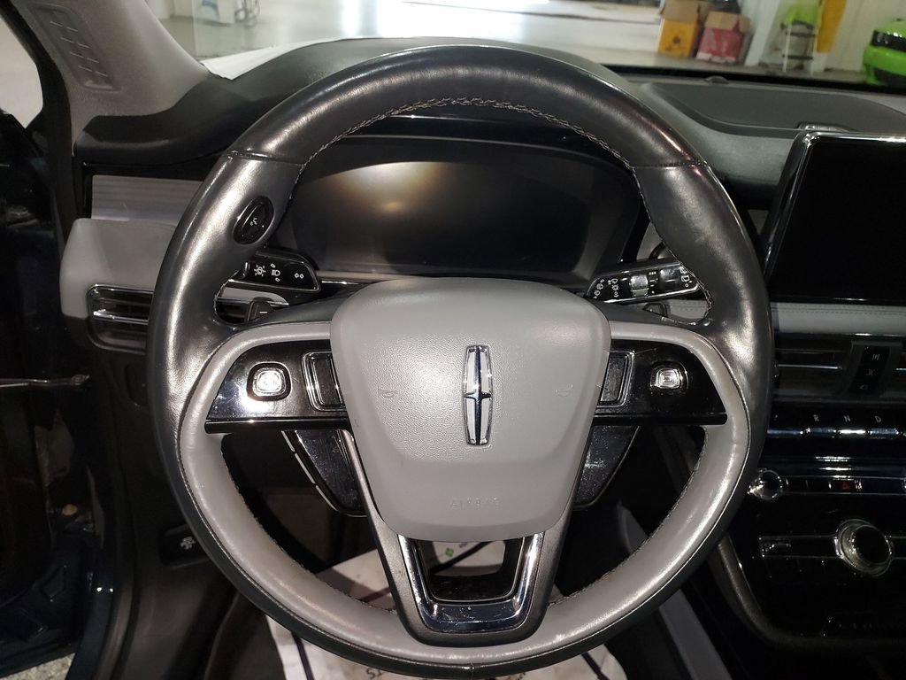 Used 2021 Lincoln Corsair Reserve w/ Equipment Group 201A image 19