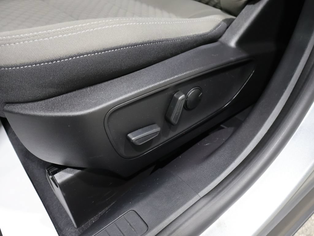 Used 2022 Ford Escape SE w/ Convenience Package AWD/4WD image 11
