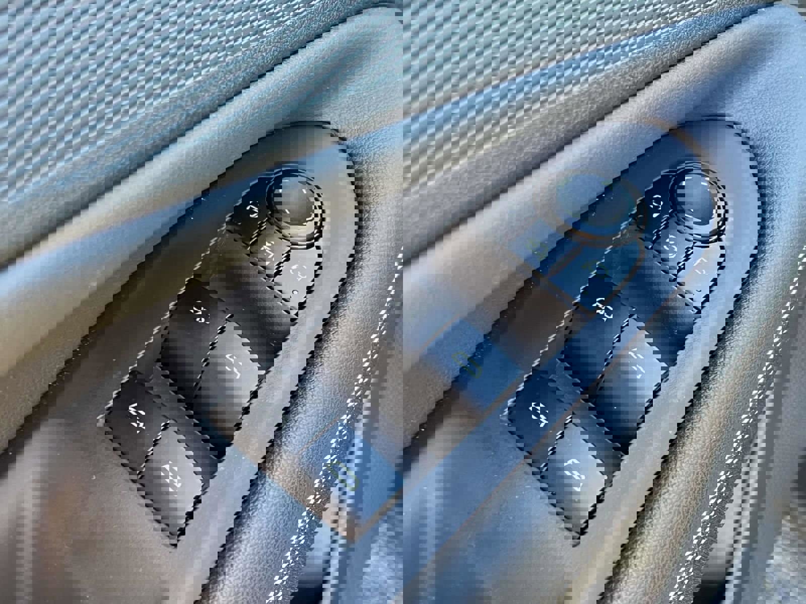 Used 2025 Chevrolet Blazer EV LT image 16