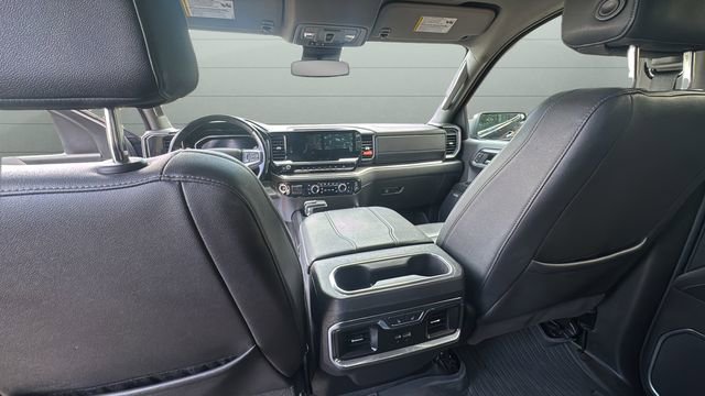 Used 2023 Chevrolet Silverado 1500 LTZ AWD/4WD image 25