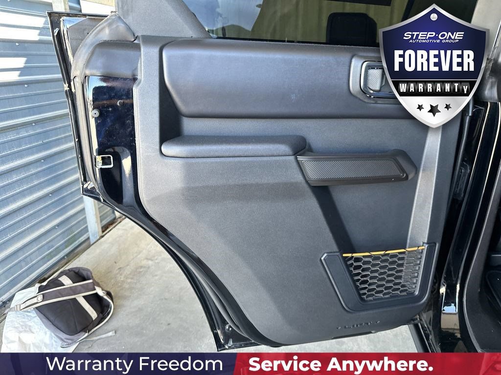 Used 2024 Ford Bronco Badlands w/ Sasquatch Package AWD/4WD image 26