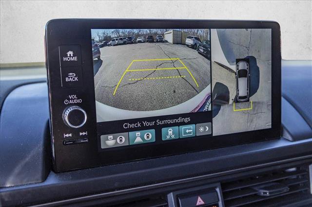 Used 2024 Honda Pilot TrailSport image 19