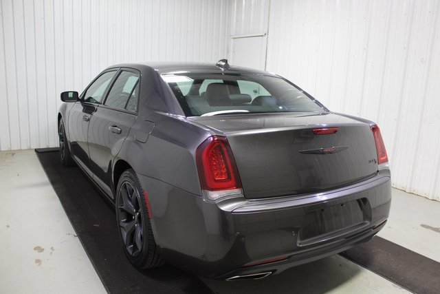 Used 2021 Chrysler 300 S image 4