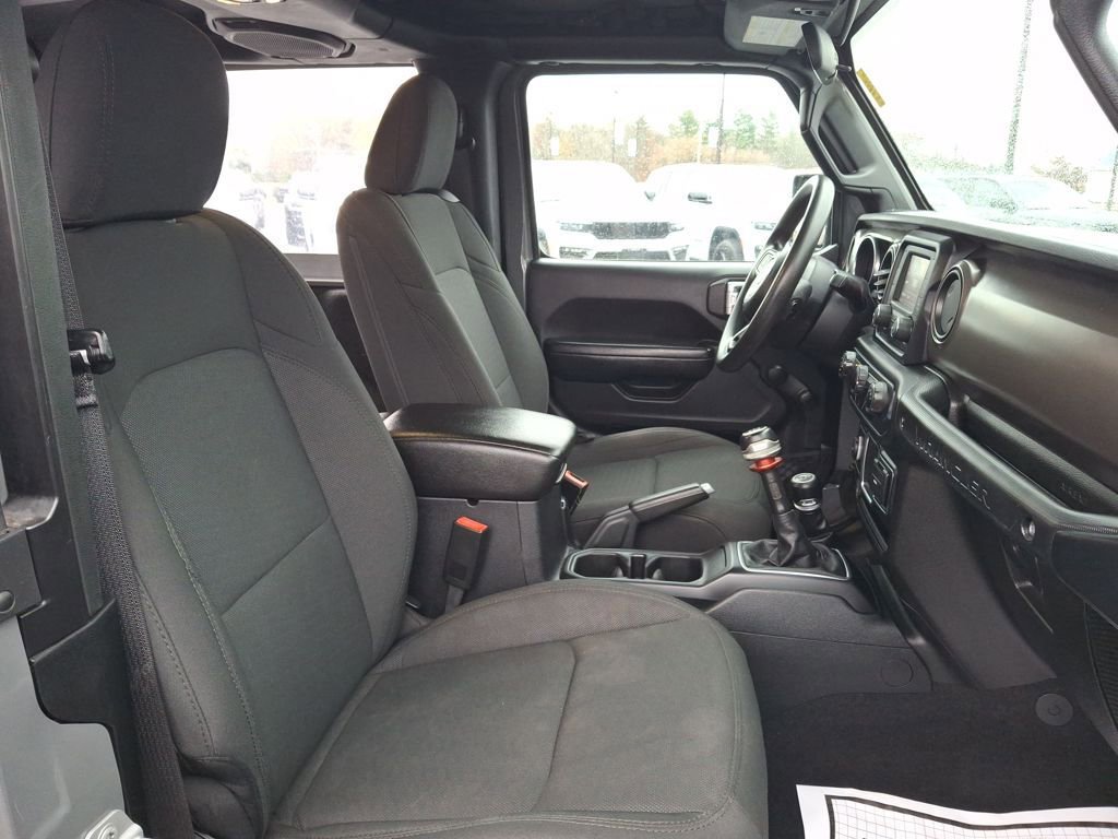 Used 2020 Jeep Wrangler Sport image 12