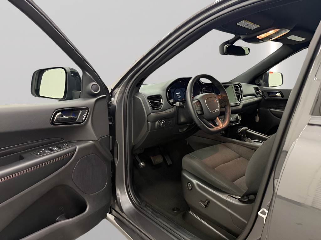 Used 2025 Dodge Durango GT RWD image 10