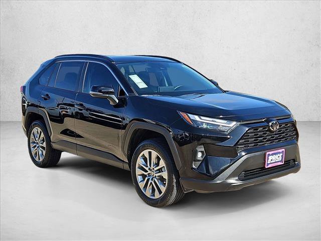 Used 2022 Toyota RAV4 XLE Premium video 3