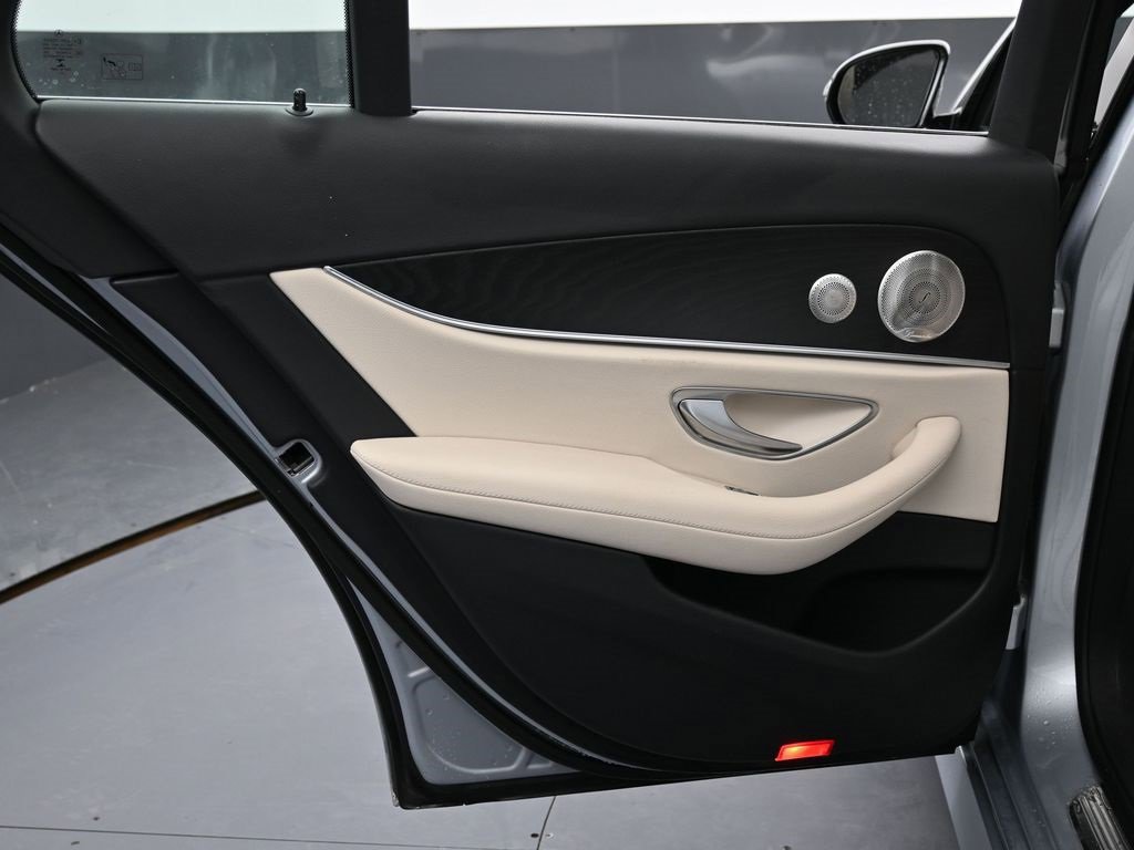 Used 2022 Mercedes-Benz E 350 Sedan image 44