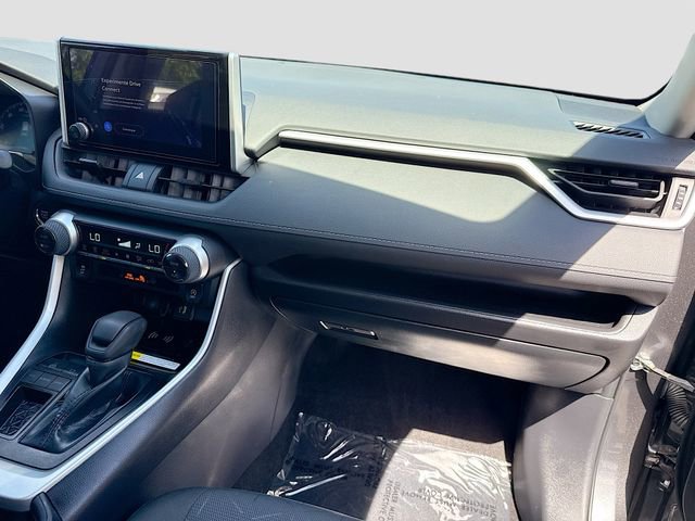 Used 2024 Toyota RAV4 XLE w/ Convenience Package FWD image 28