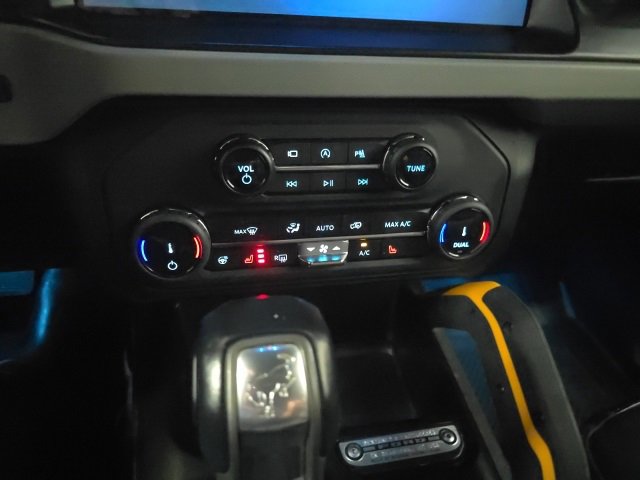 Used 2022 Ford Bronco Badlands image 20