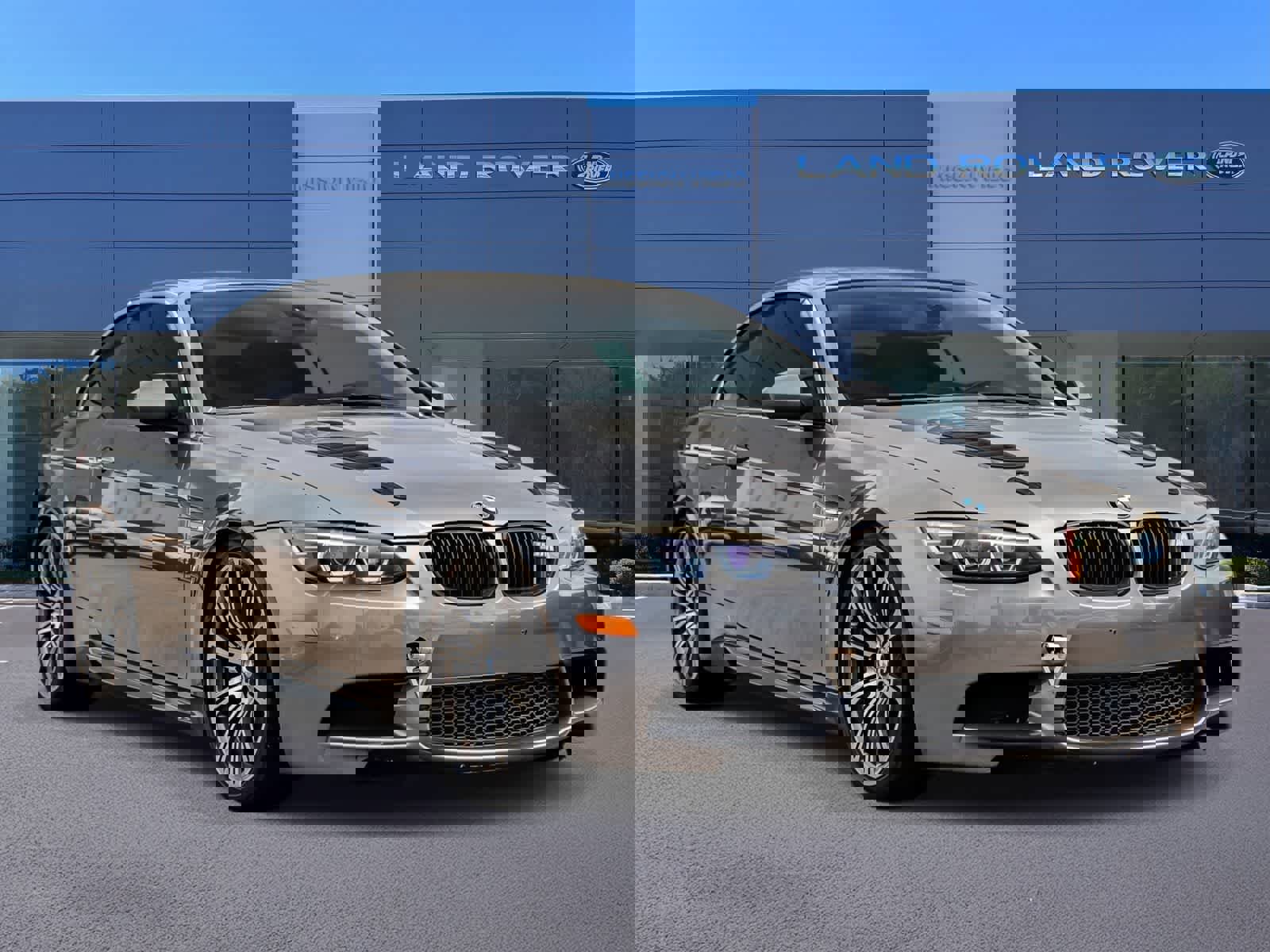 Used 2013 BMW M3 Convertible image 3