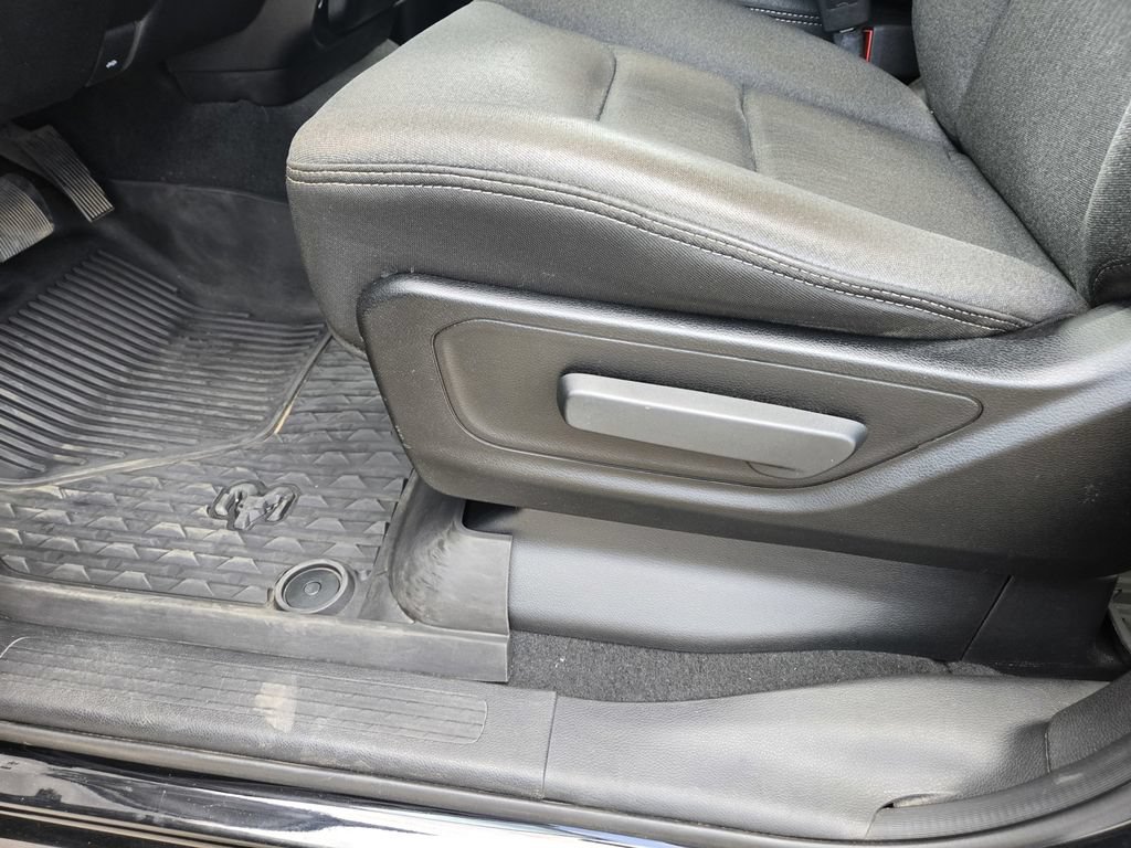 Used 2019 RAM 1500 Tradesman AWD/4WD image 14
