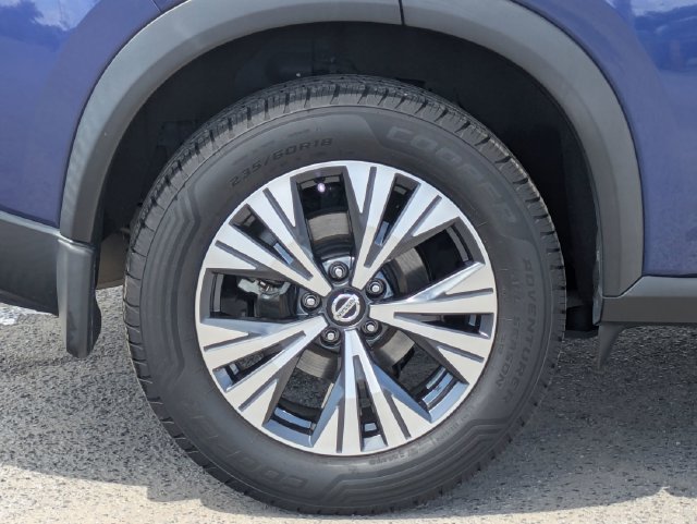 Used 2021 Nissan Rogue SV FWD image 11