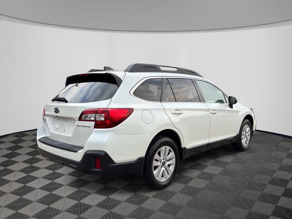 Used 2019 Subaru Outback 2.5i Premium AWD/4WD image 7