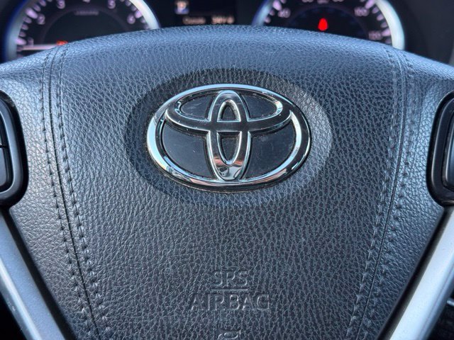 Used 2018 Toyota Highlander XLE AWD/4WD image 25