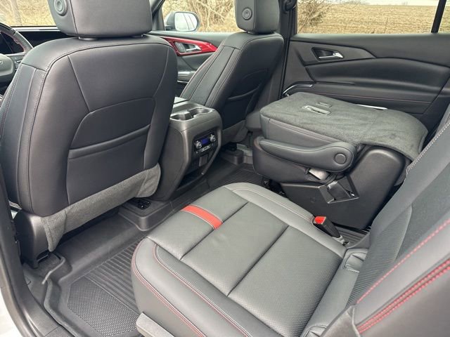 Used 2024 Chevrolet Traverse RS w/ LPO, Floor Liner Package image 55