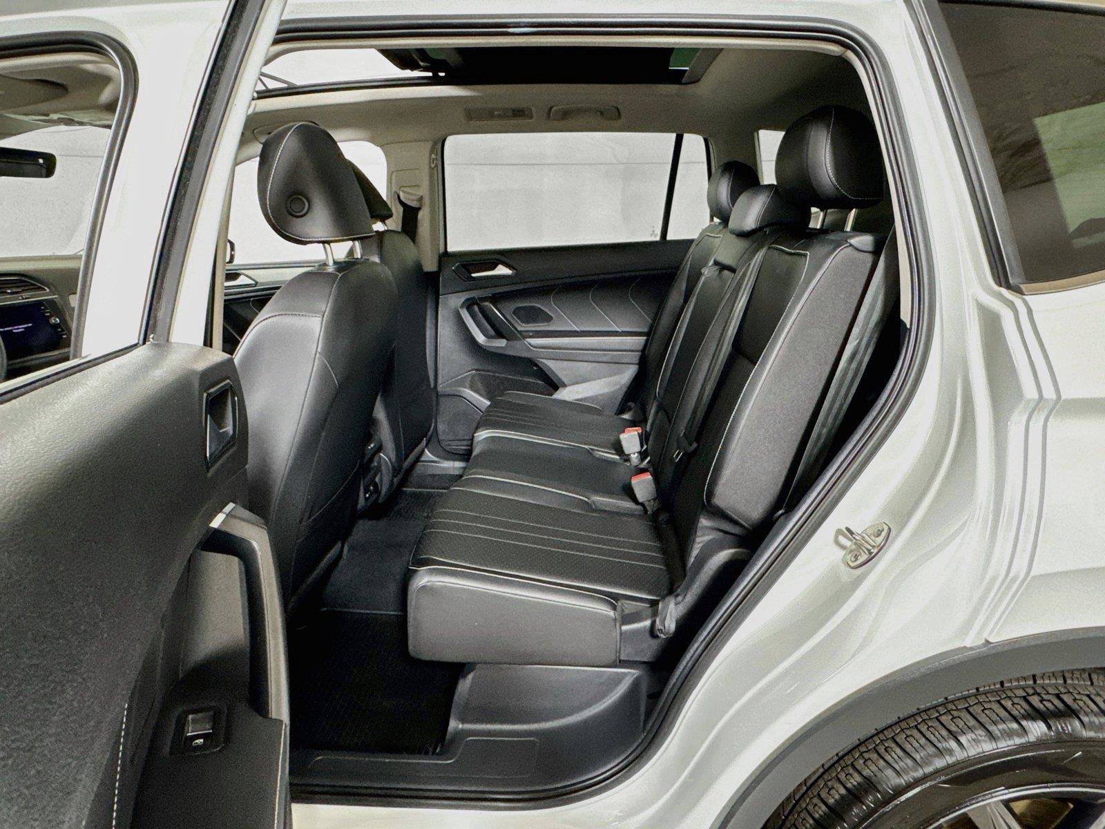 Used 2022 Volkswagen Tiguan SE FWD image 22