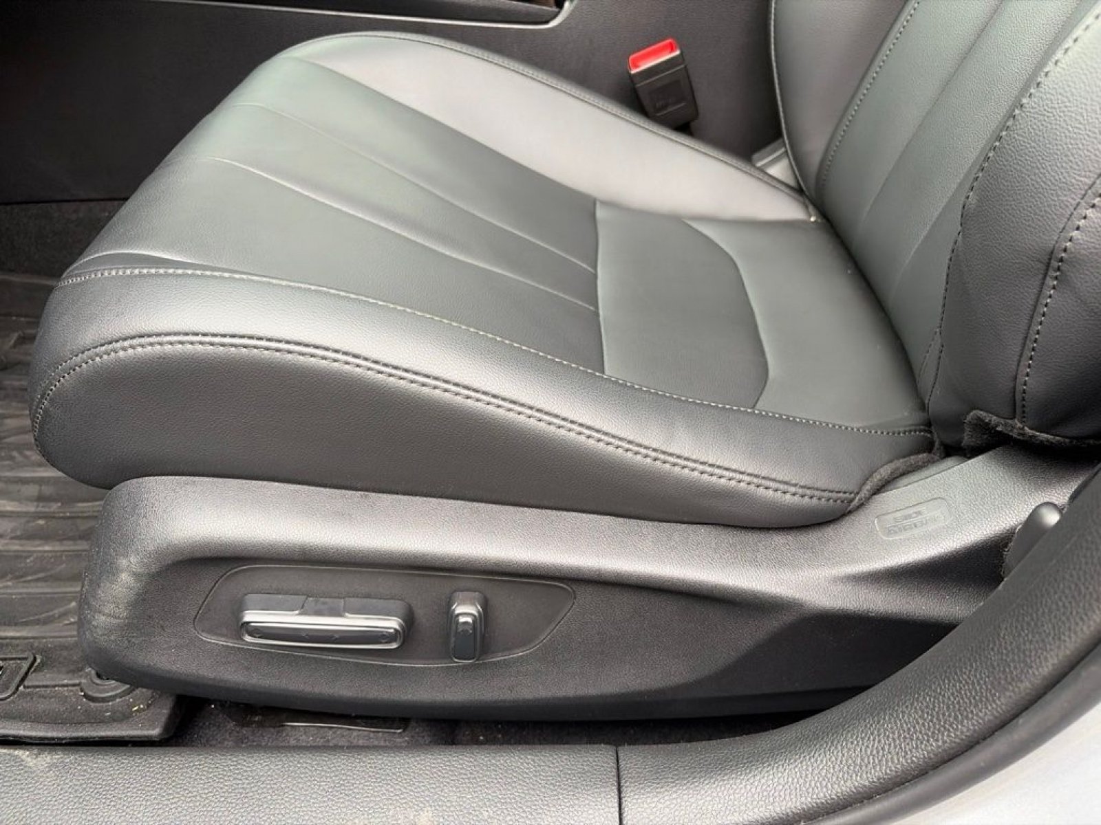 Used 2024 Acura Integra FWD image 14