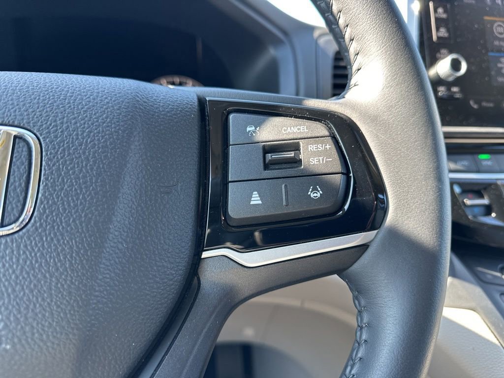 Used 2025 Honda Odyssey EX-L image 21