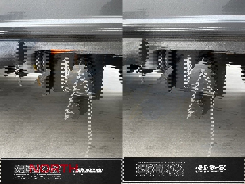 Used 2023 Mercedes-Benz Sprinter 144 Cargo image 22