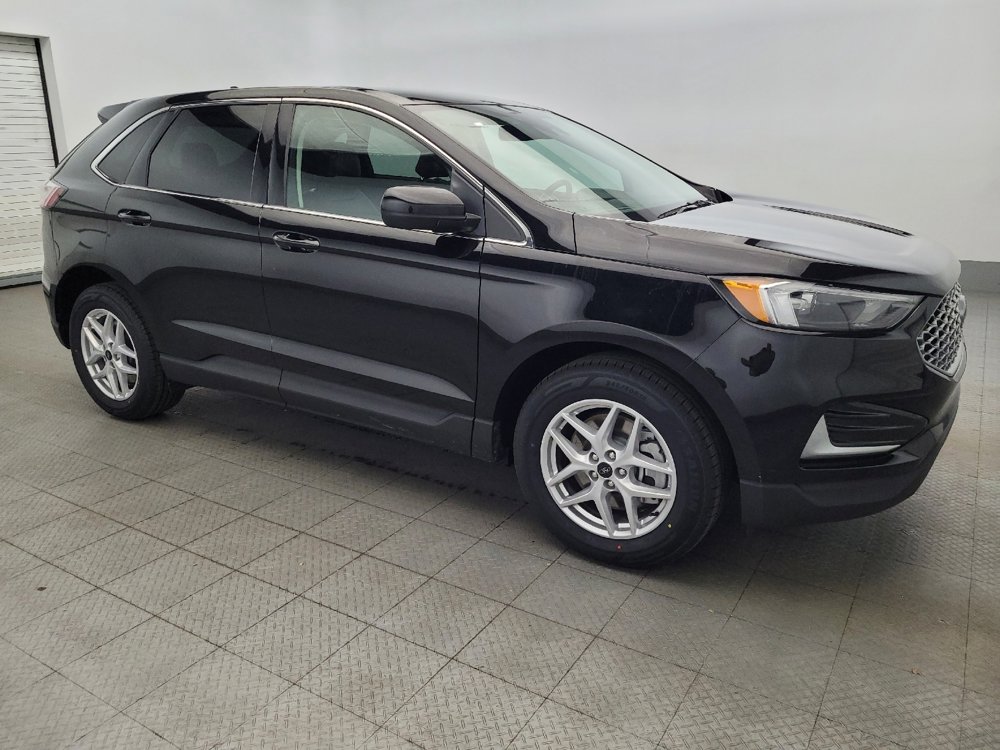 Used 2024 Ford Edge SEL image 11