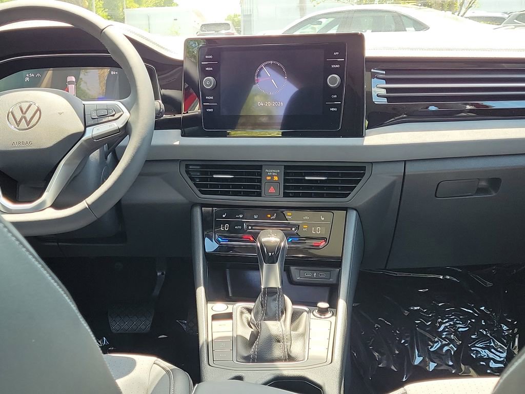 New 2026 Volkswagen Jetta SE FWD image 11