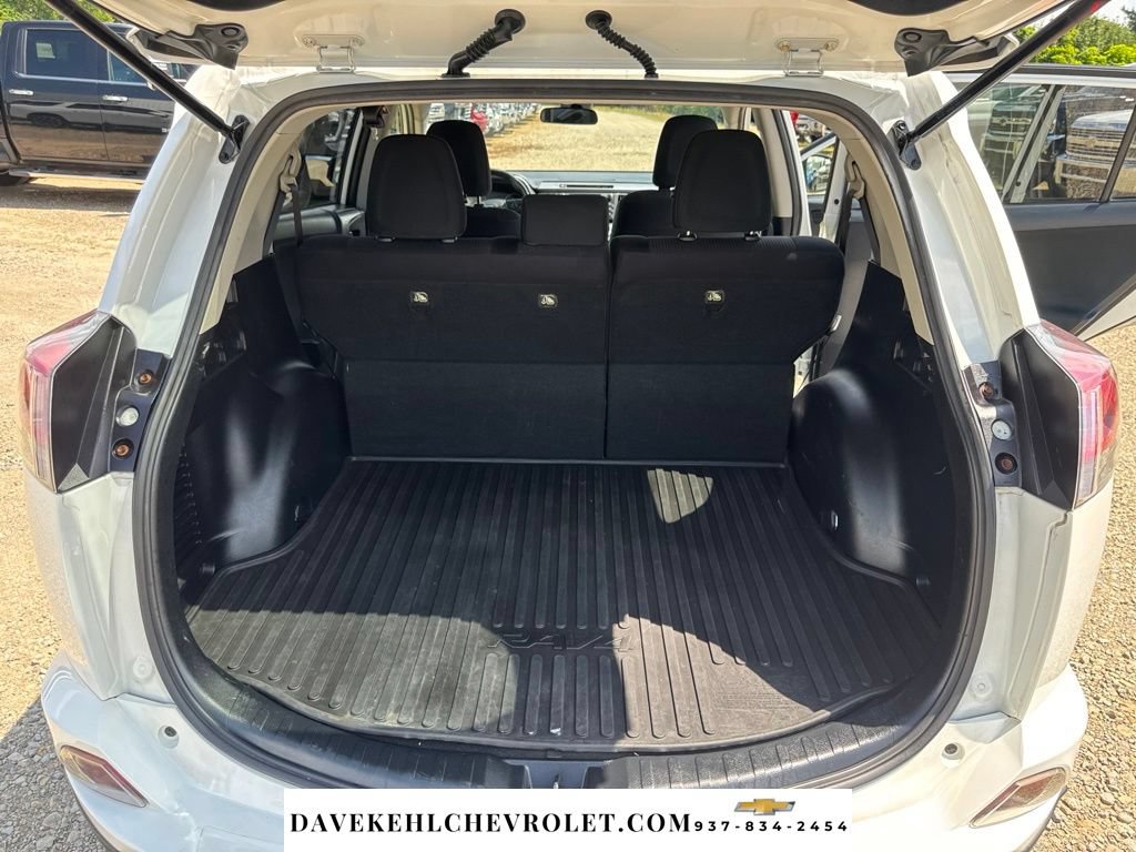 Used 2017 Toyota RAV4 LE w/ All Weather Liner Package AWD/4WD image 35