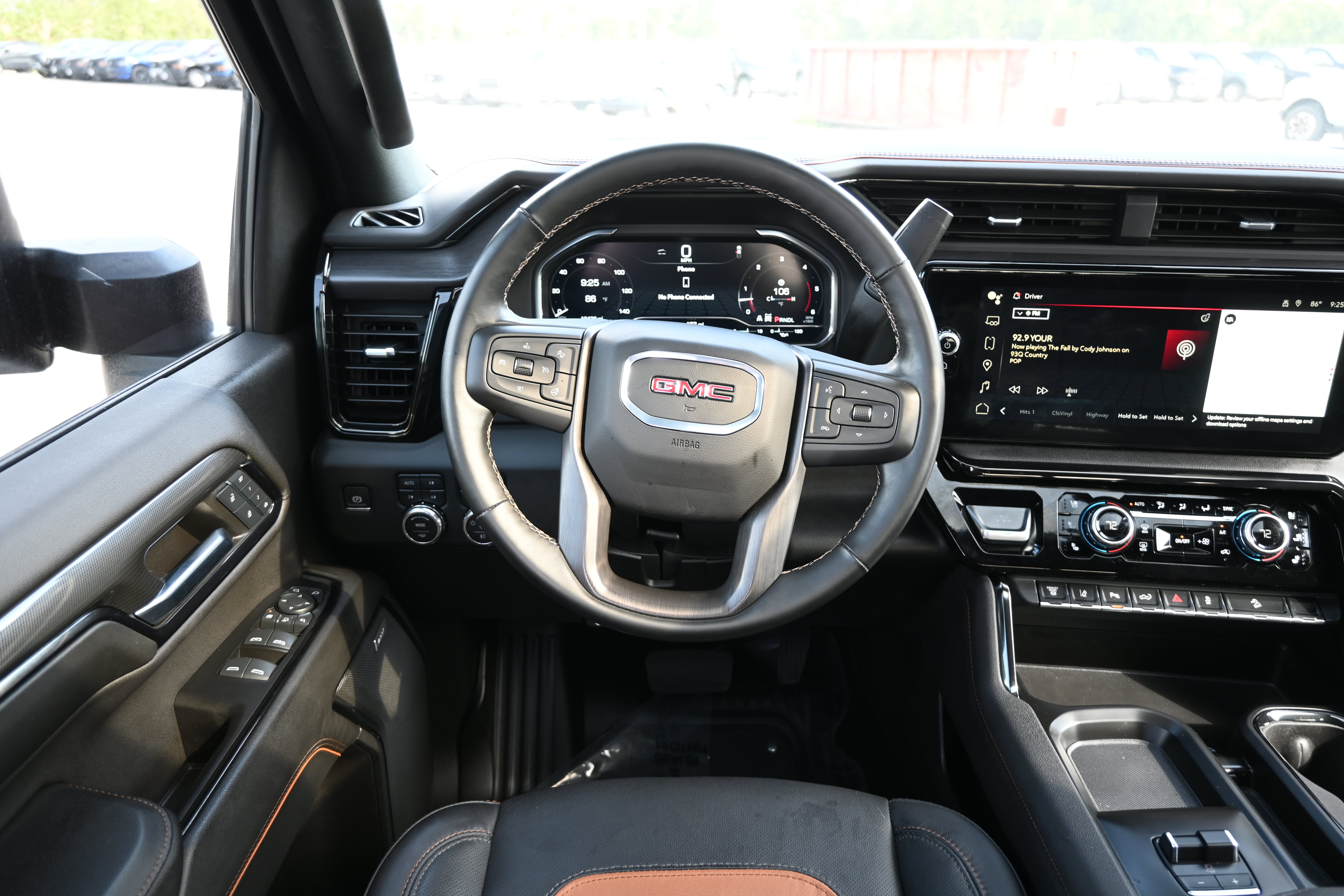 Used 2024 GMC Sierra 2500 AT4 w/ AT4 Premium Plus Package AWD/4WD image 28