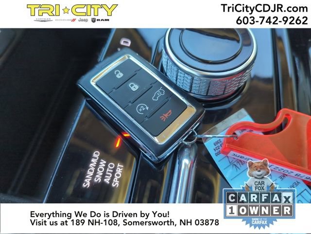 Used 2022 Jeep Grand Cherokee Limited image 31